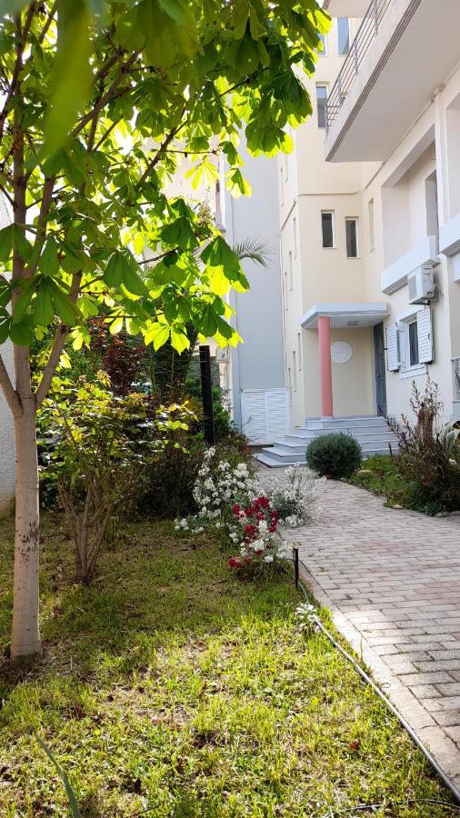 Paralia Akratas Akrata Rose Garden Apartments I מראה חיצוני תמונה