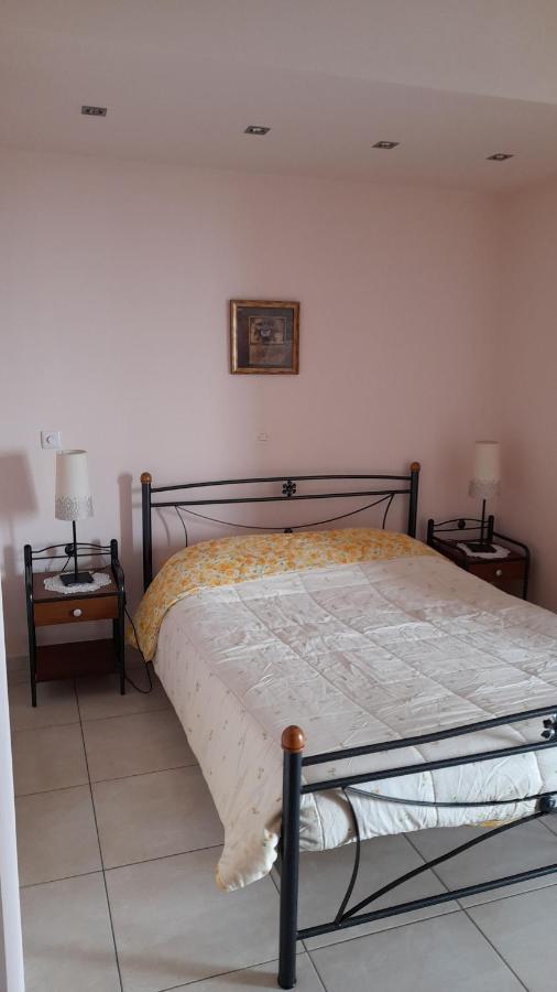 Paralia Akratas Akrata Rose Garden Apartments I מראה חיצוני תמונה